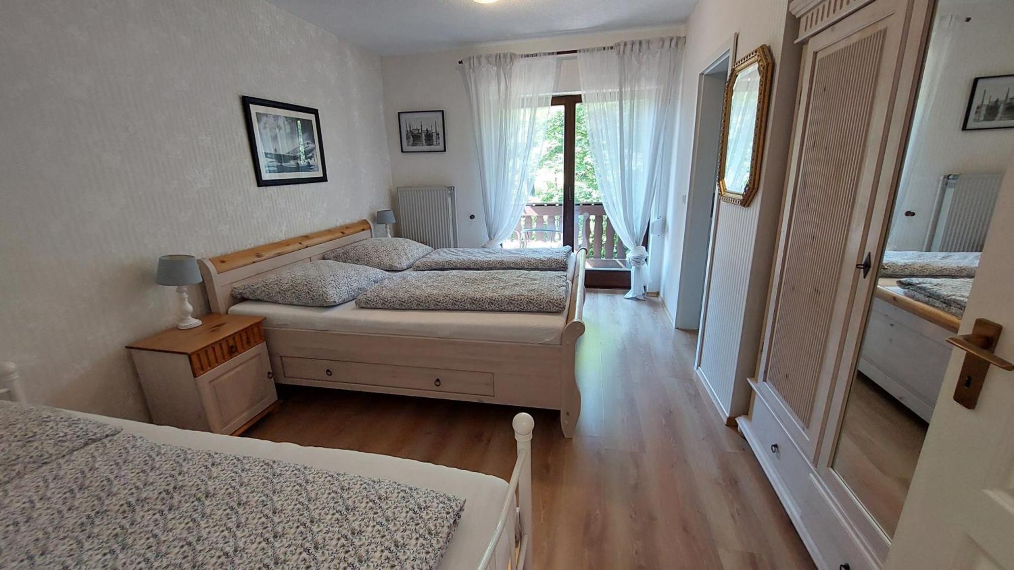 Gaestehaus Gerhardt Schweigen-Rechtenbach Εξωτερικό φωτογραφία